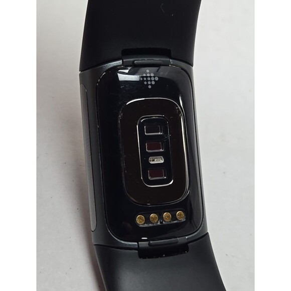 Fitbit Charge 5 Fitness Tracker GPS SpO2 Sleep Monitor Activity W/ Charger Watch - Picture 13 of 14